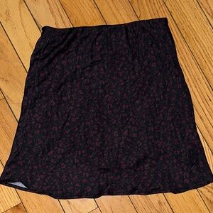 Urban Outfitters Black and Red Floral A-Line Skirt SIZE M